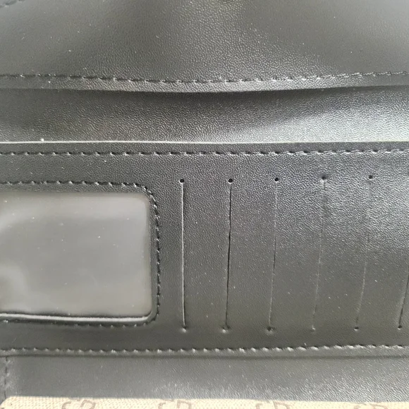 🆕️ Luxury Beige and Brown Wallet✨️ - Picture 7 of 9